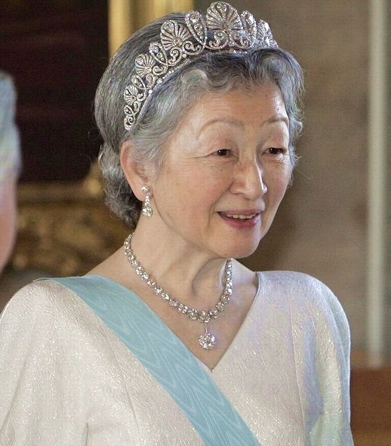 退位後 上皇后美智子さまにはもう会えない 若い頃美人って本当 画像 令和時代お役立ち情報まとめ